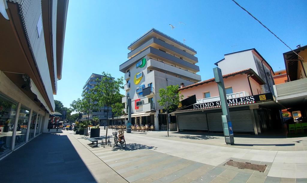 Hotel Pasha Lignano Sabbiadoro Exterior foto
