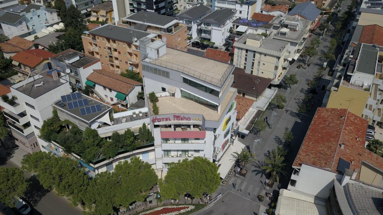 Hotel Pasha Lignano Sabbiadoro Exterior foto