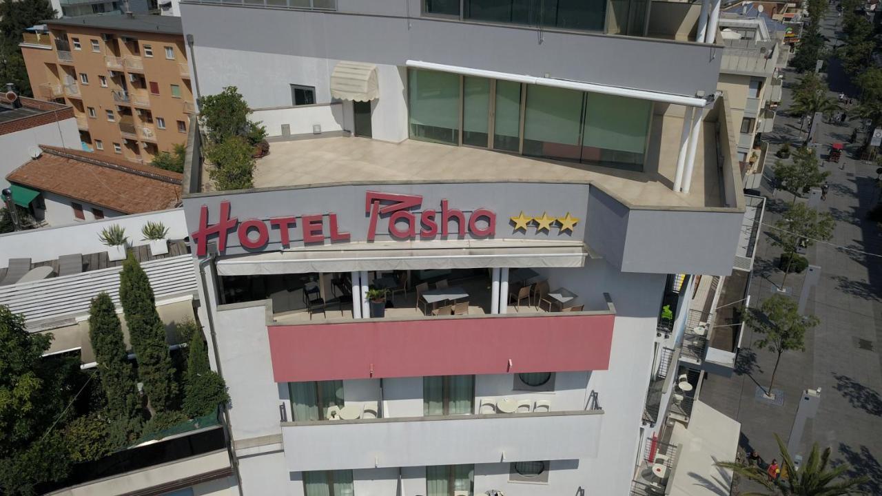 Hotel Pasha Lignano Sabbiadoro Exterior foto
